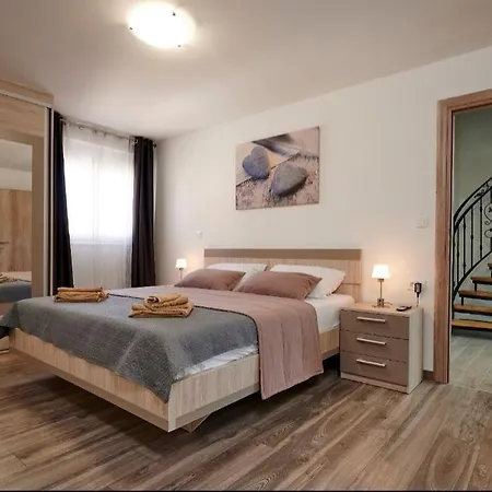 House Cavela וילה