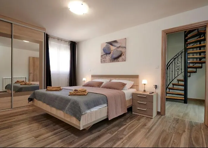 House Cavela فيلة